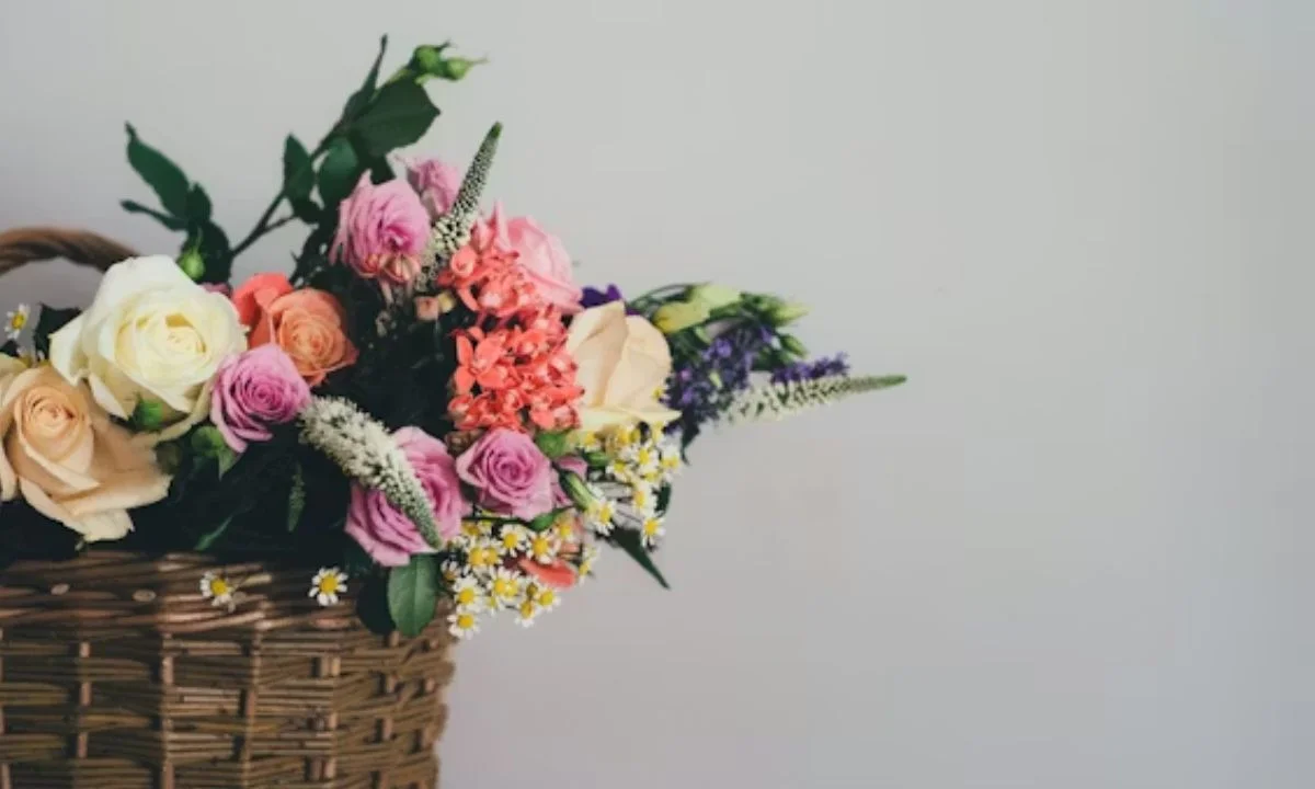 Flirty Valentine Puns for Him, Her & Text Messages