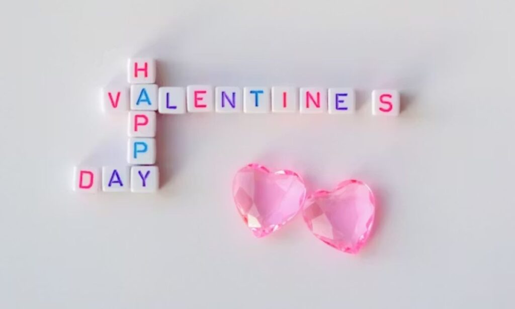 Romantic Valentine Puns for Love Notes and Cards