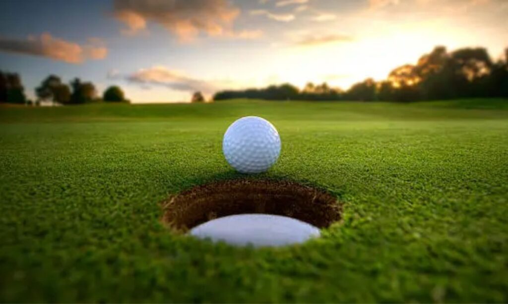 Golf Cart Puns That Will Drive You Crazy